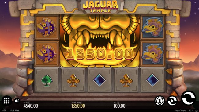 Free Slots 247 - Multiple winning paylines triggered by giant 2x3 jaguar symbol